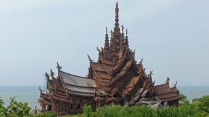 Храм Истины — панорама центральной башни